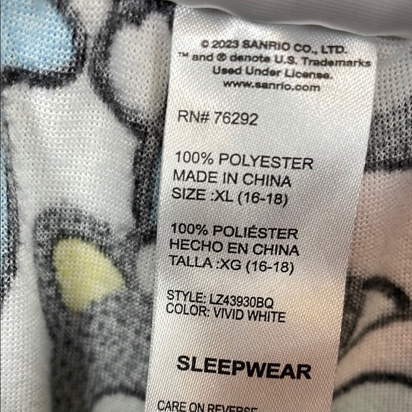 Hello Kitty And Friends Women's XL Pull-On Soft Fleece 2 Pocket Pajamas Pants - Picture 8 of 10